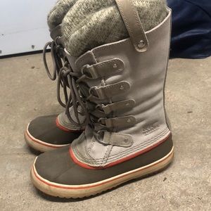 Sorel women’s boots size 7